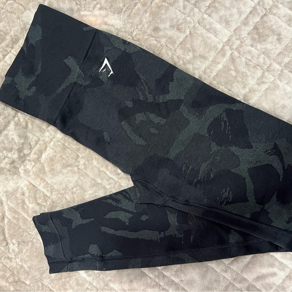 Gymshark Adapt Camo Seamless Ribbed Leggings